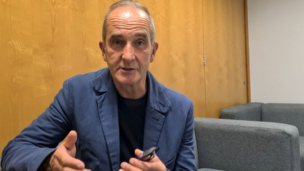 Kevin McCloud at Grand Designs Live Birmingham 2022 2.jpg